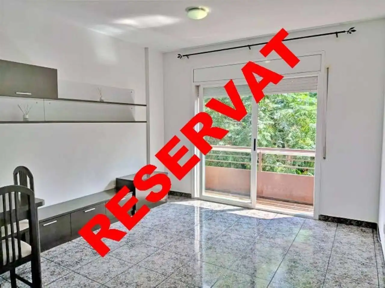 Flat with terrace for sale in Paseo Sanllehy 47