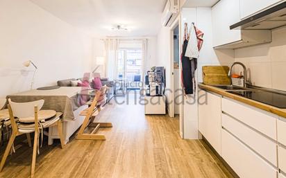 Dormitori de Apartament de lloguer en  Madrid Capital amb Aire condicionat i Terrassa