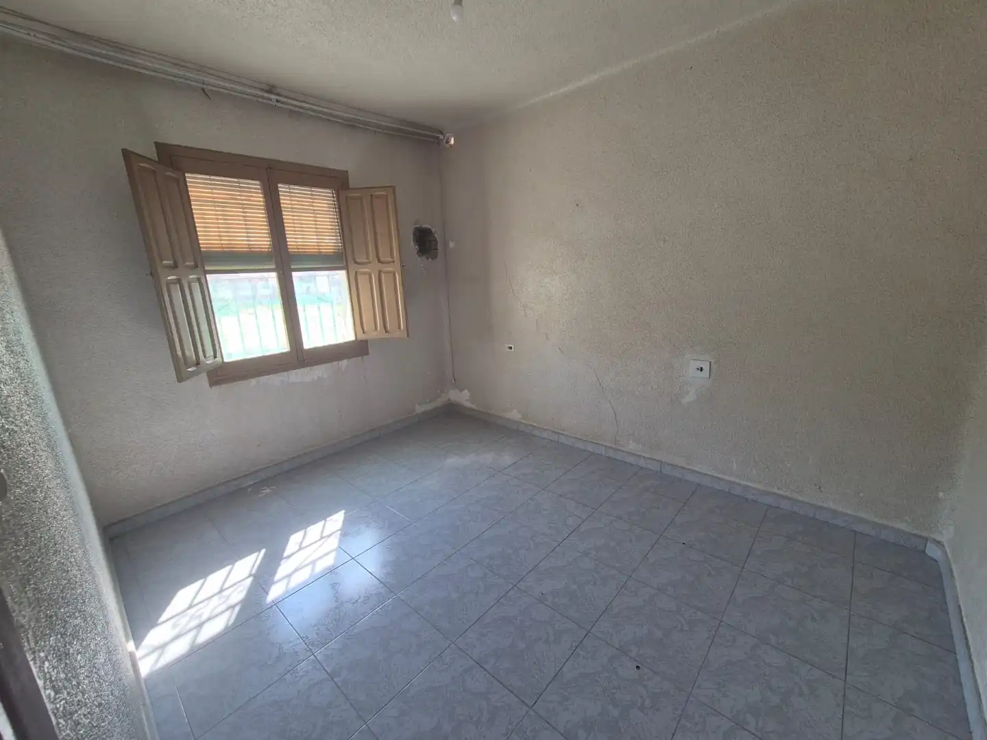 Habitación de Casa o chalet en venta en Murcia con Jardín privado y Alarma