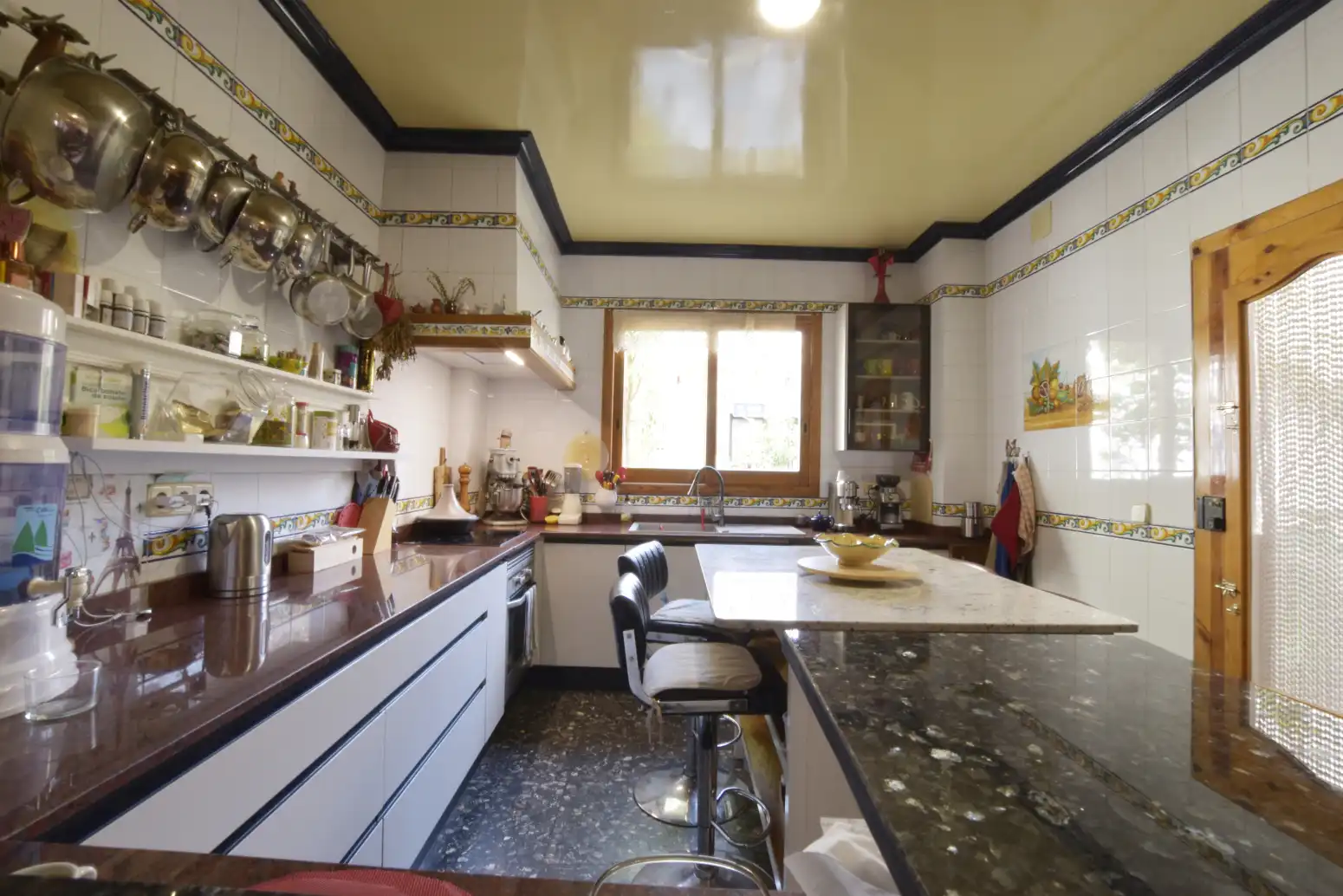 Cocina de Casa o chalet en venta en Rafelbuñol / Rafelbunyol con Aire acondicionado, Calefacción y Terraza