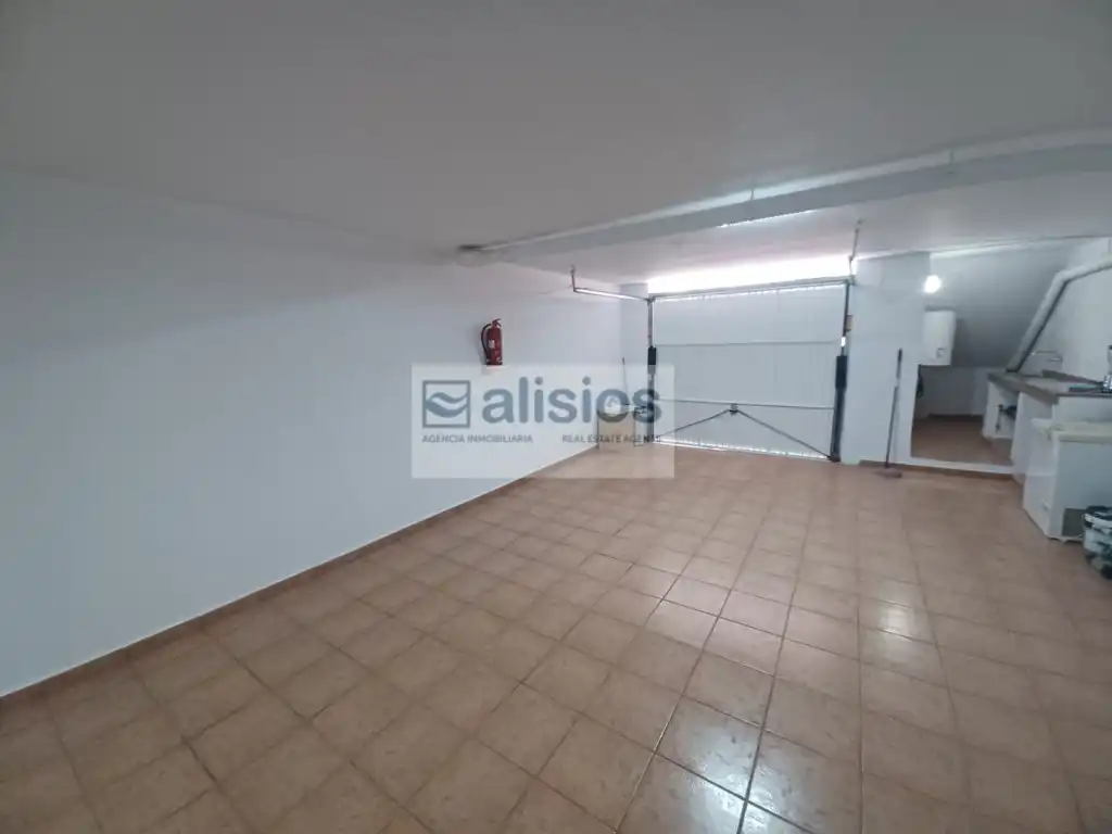 Casa adosada en venta en San Isidro
