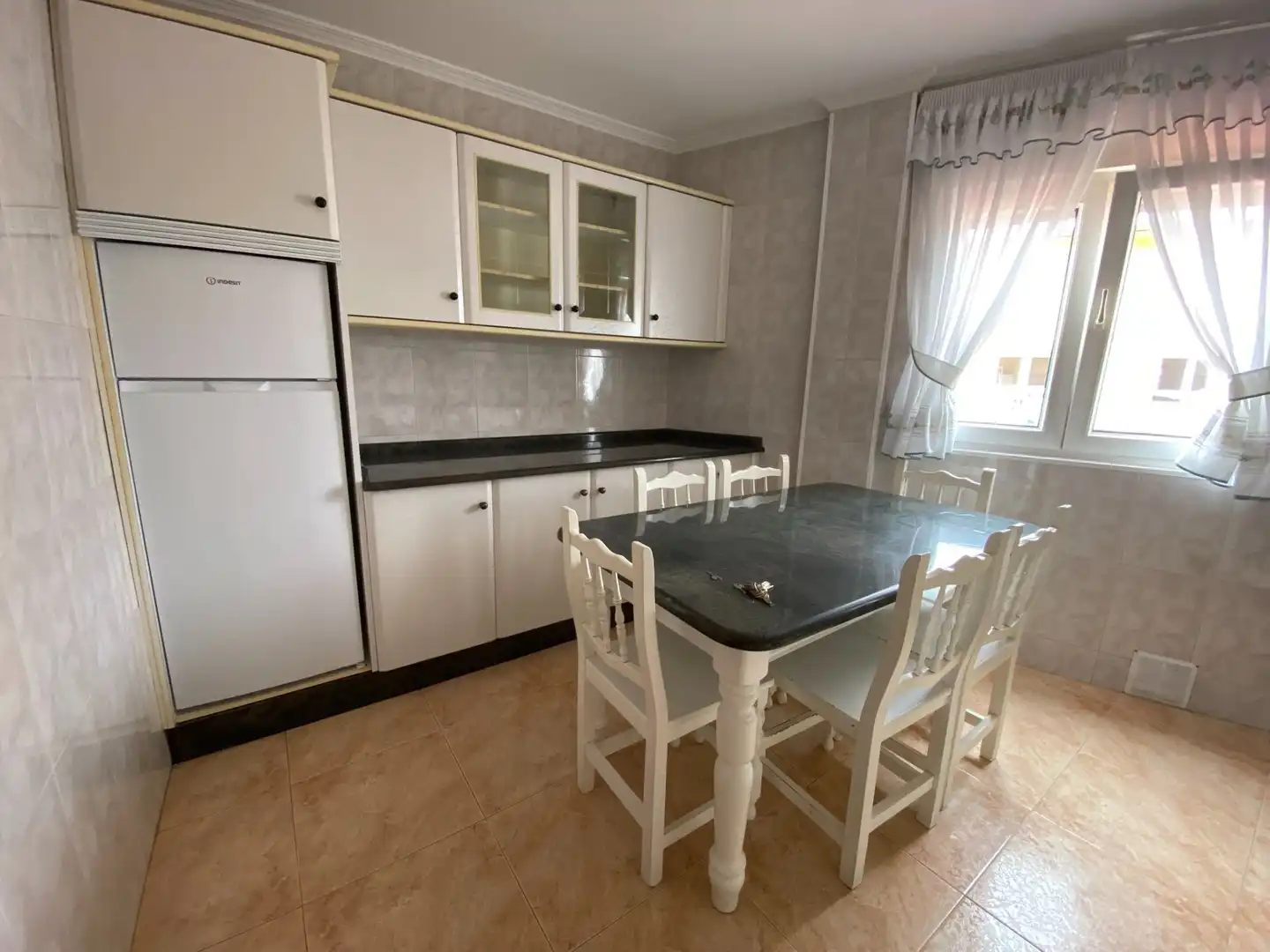 Cocina de Piso en venta en Fisterra con Terraza, Trastero y Amueblado