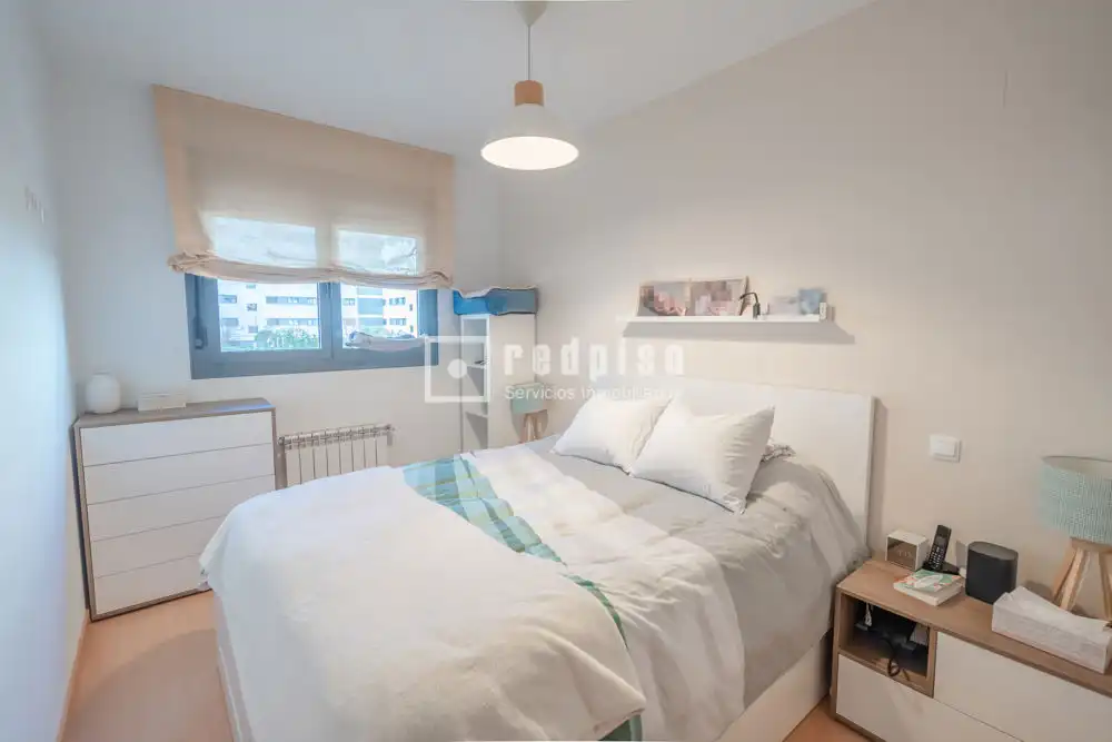 Bedroom of Flat for rent in Getafe  with Air Conditioner, Heating and Private garden