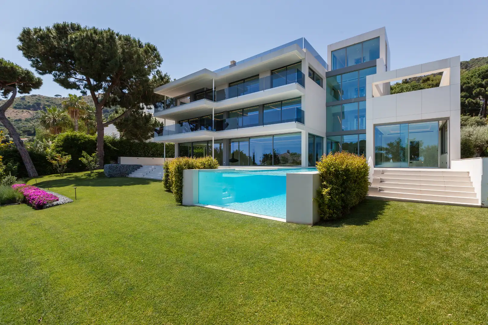 Exterior view of Houses for sale in Barcelona  with Air Conditioner, Heating and Private garden