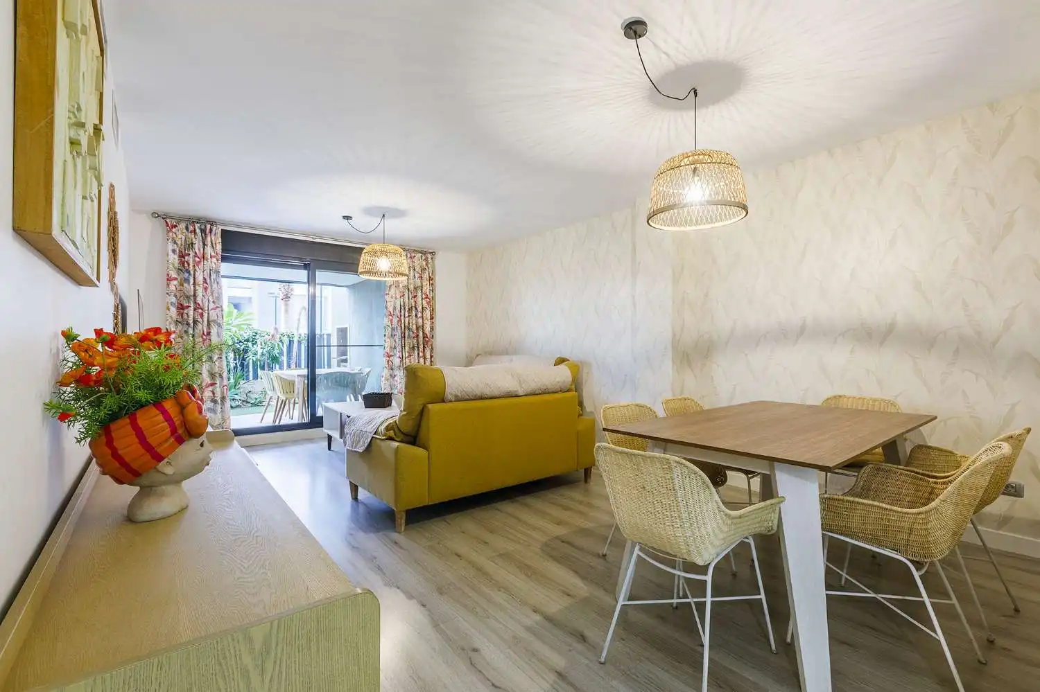 Sala de estar de Apartamento de alquiler en Vélez-Málaga con Terraza