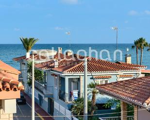 Vista exterior de Casa o xalet en venda en Chilches / Xilxes amb Aire condicionat, Terrassa i Balcó