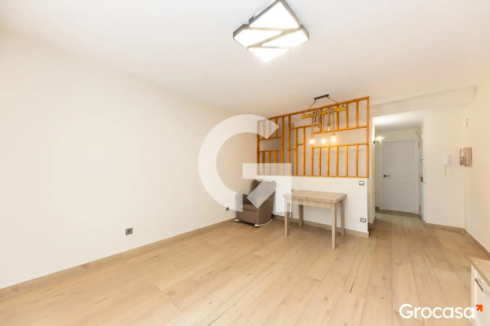 Dúplex en venta en L'Hospitalet de Llobregat con Aire acondicionado, Calefacción y Terraza