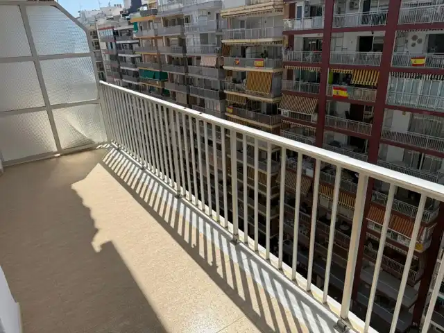 Appartement compact avec terrasse à vendre à Avinguda Blasco Ibáñez 9, imagen 2