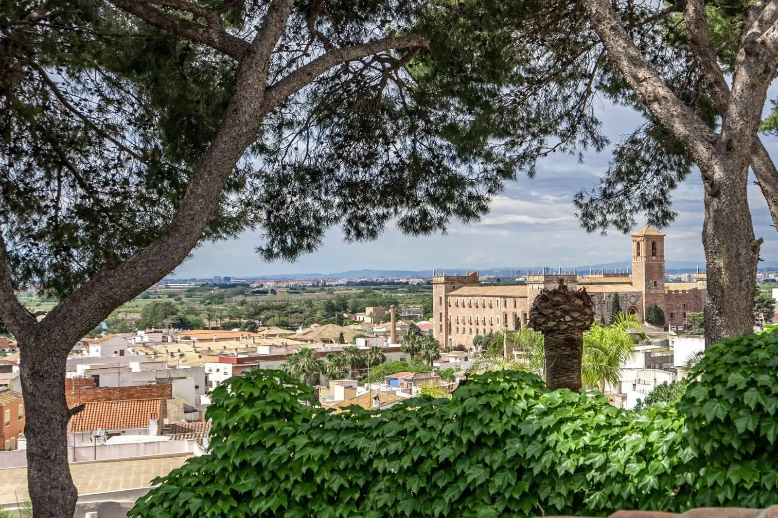 Exterior view of Houses for rent in El Puig de Santa Maria  with Heating, Private garden and Terrace