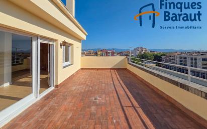 Exterior view of Attic for sale in Figueres  with Air Conditioner, Heating and Parquet flooring