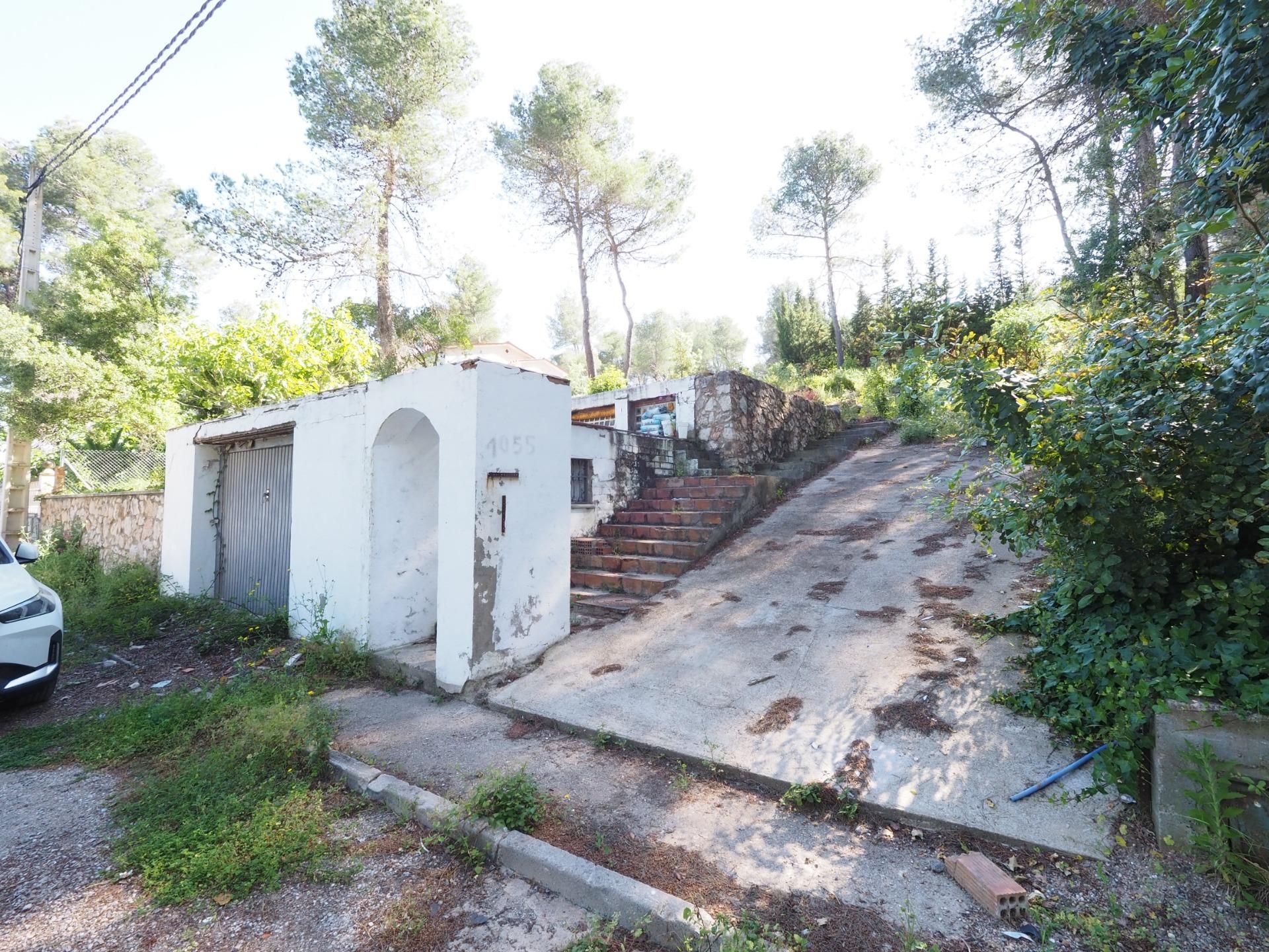 Vista exterior de Casa o chalet en venta en Gelida con Jardín privado