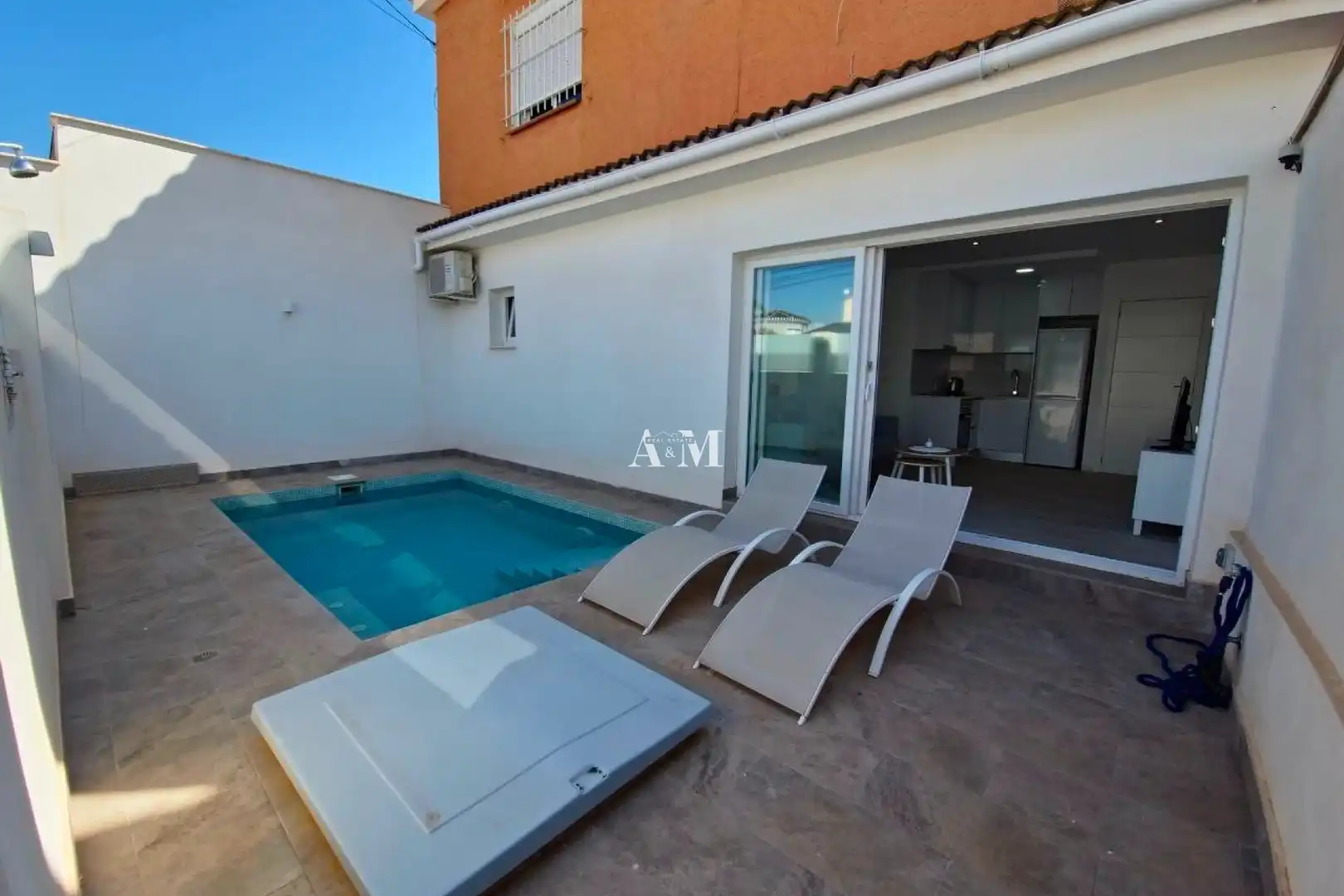 Vista exterior de Casa o chalet en venta en Orihuela con Calefacción, Jardín privado y Terraza