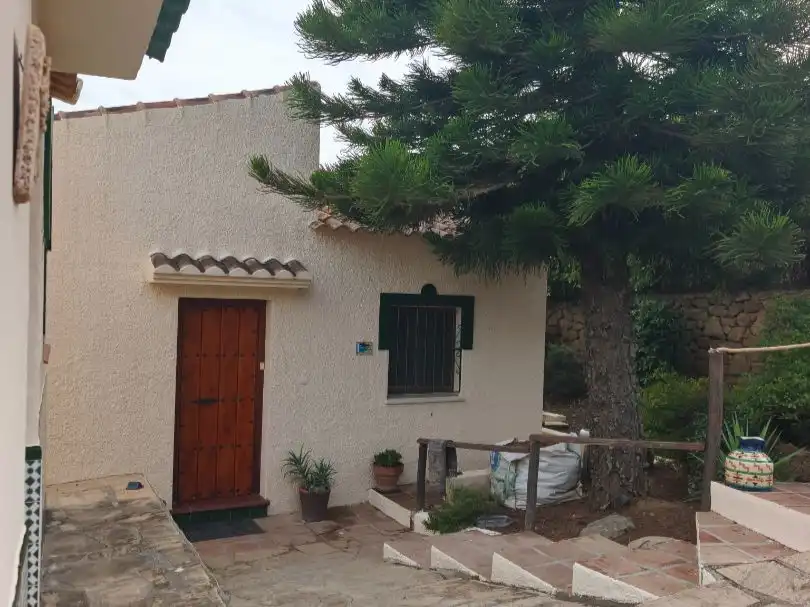 Houses for rent in Viñuela, Málaga