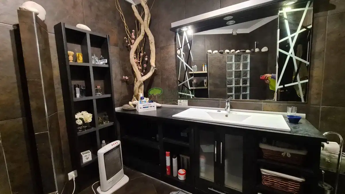 Baño de Apartamento en venta en Cómpeta con Terraza