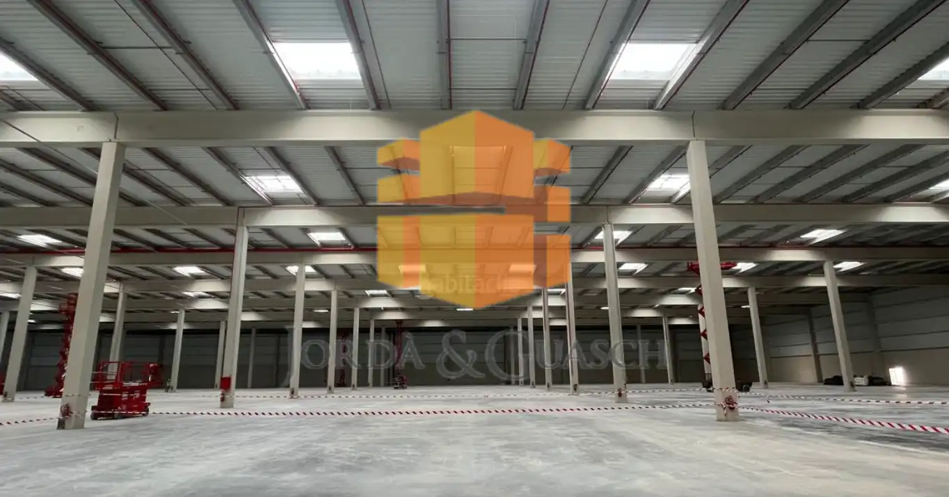 Industrial building with lift to rent in Carrer Can Fenosa, imagen 6