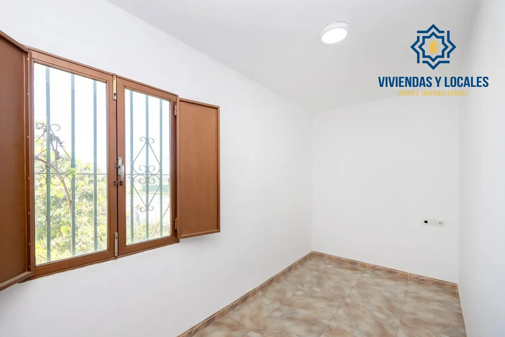 Habitación de Finca rústica en venta en Armilla con Jardín privado y Terraza