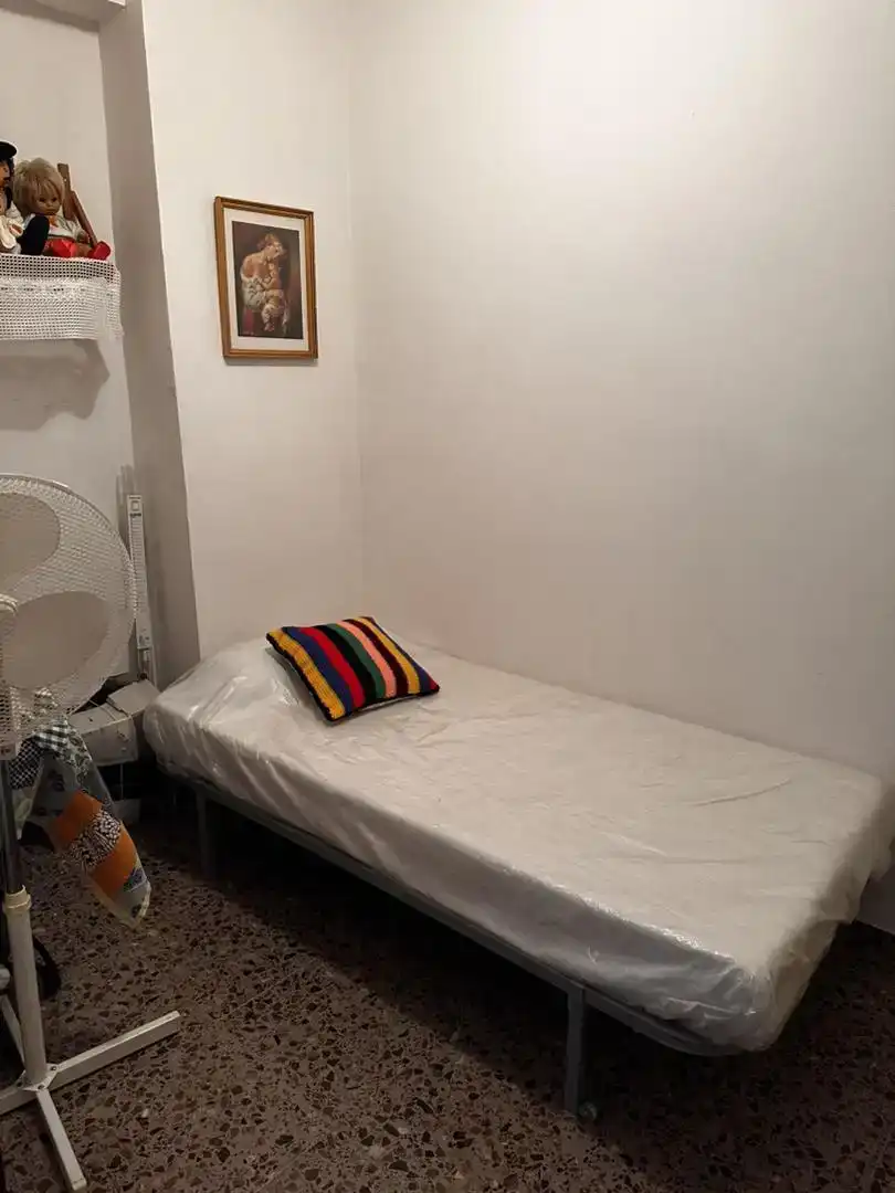 Dormitori de Casa adosada en venda en Ayódar amb Moblat i Balcó