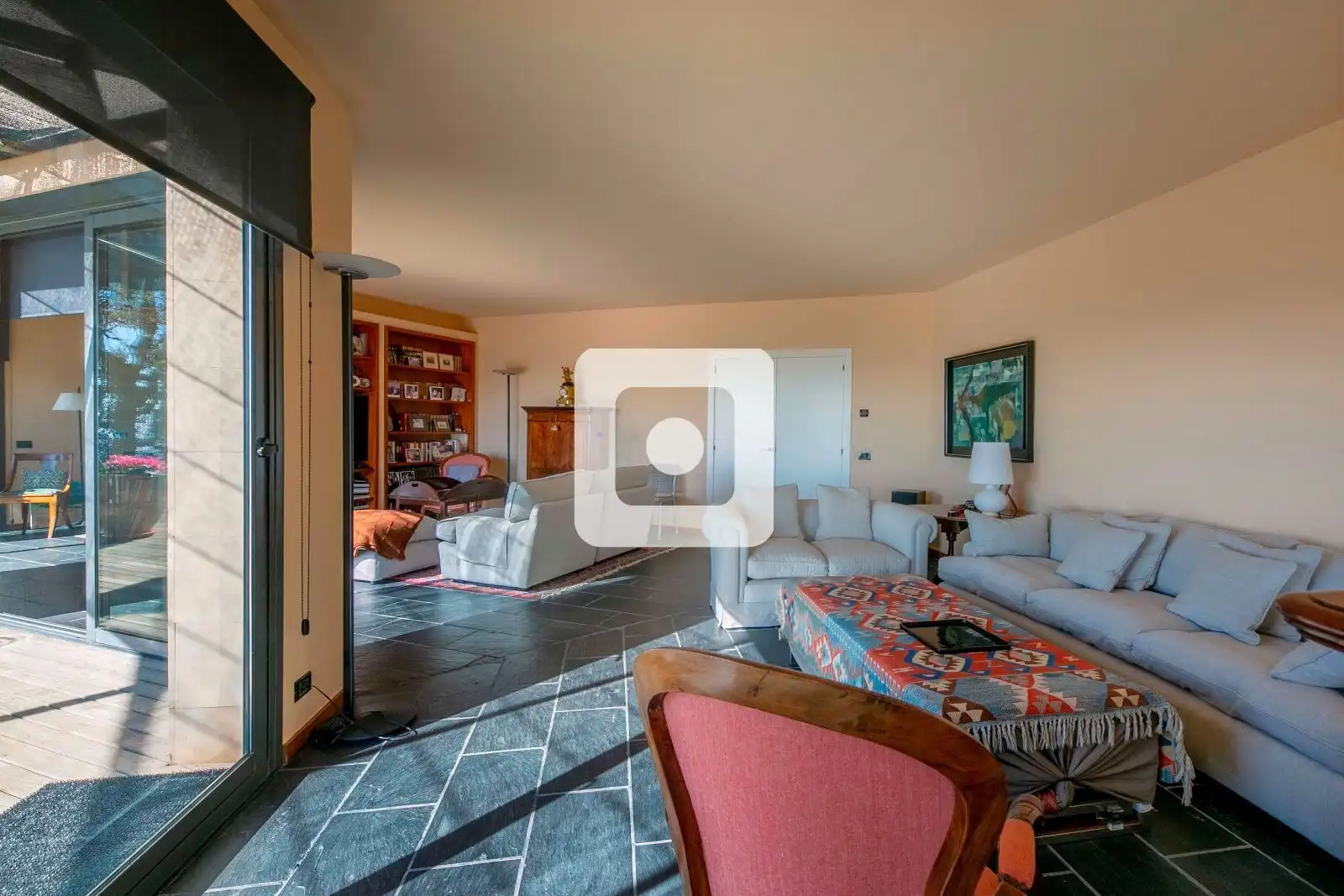 Sala d'estar de Casa o xalet en venda en Barcelona amb Aire condicionat, Calefacció i Terrassa