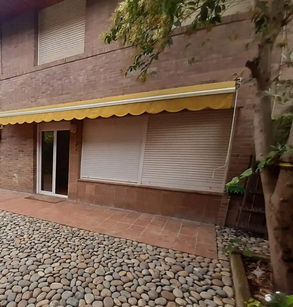 Casa adosada en venta en Sant Cugat del Vallès con Calefacción y Terraza