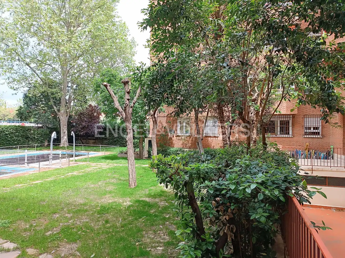 Jardí de Pis de lloguer en Madrid amb Aire condicionat, Calefacció i Jardí privat