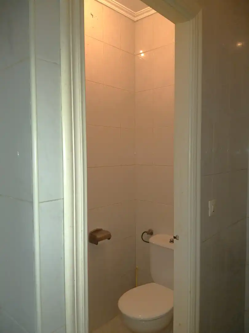 Business premises to rent in Calle Galiana, imagen 10