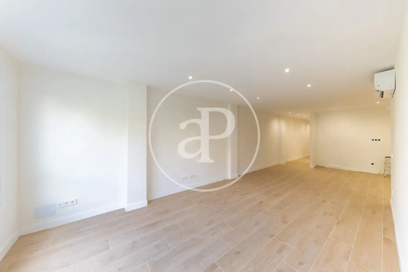 Piso en venta en  Palma de Mallorca con Aire acondicionado, Calefacción y Terraza