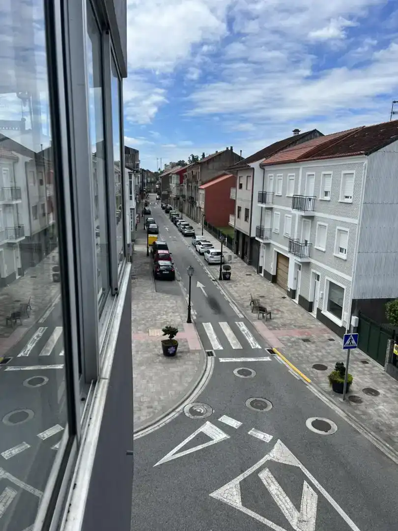 Vista exterior de Pis en venda en Cuntis amb Balcó