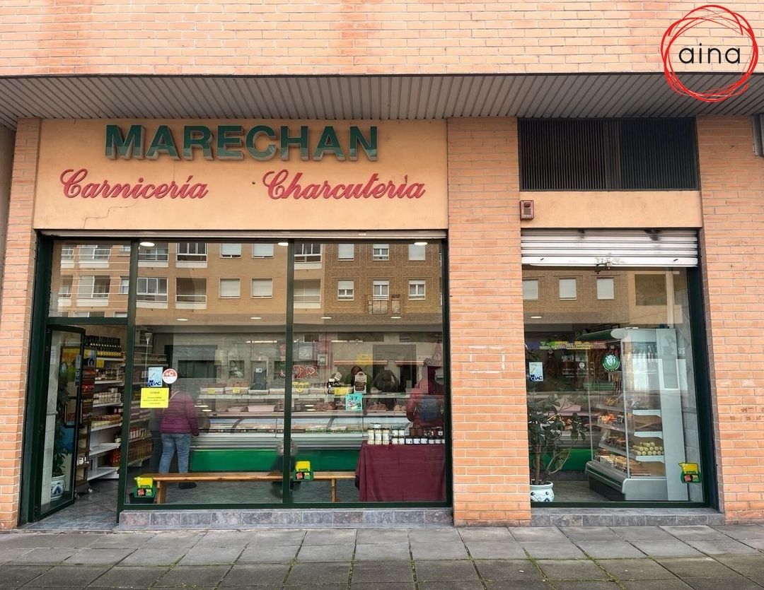 Premises for sale in  Pamplona / Iruña