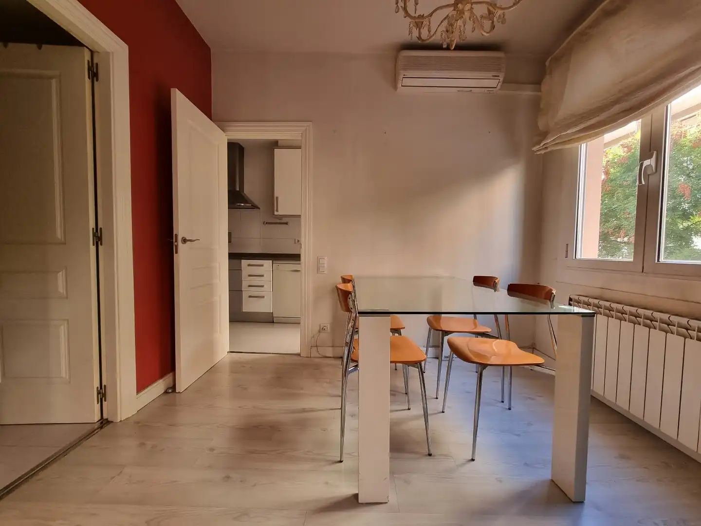 Menjador de Apartament de lloguer en Zaragoza amb Calefacció, Parquet i Moblat