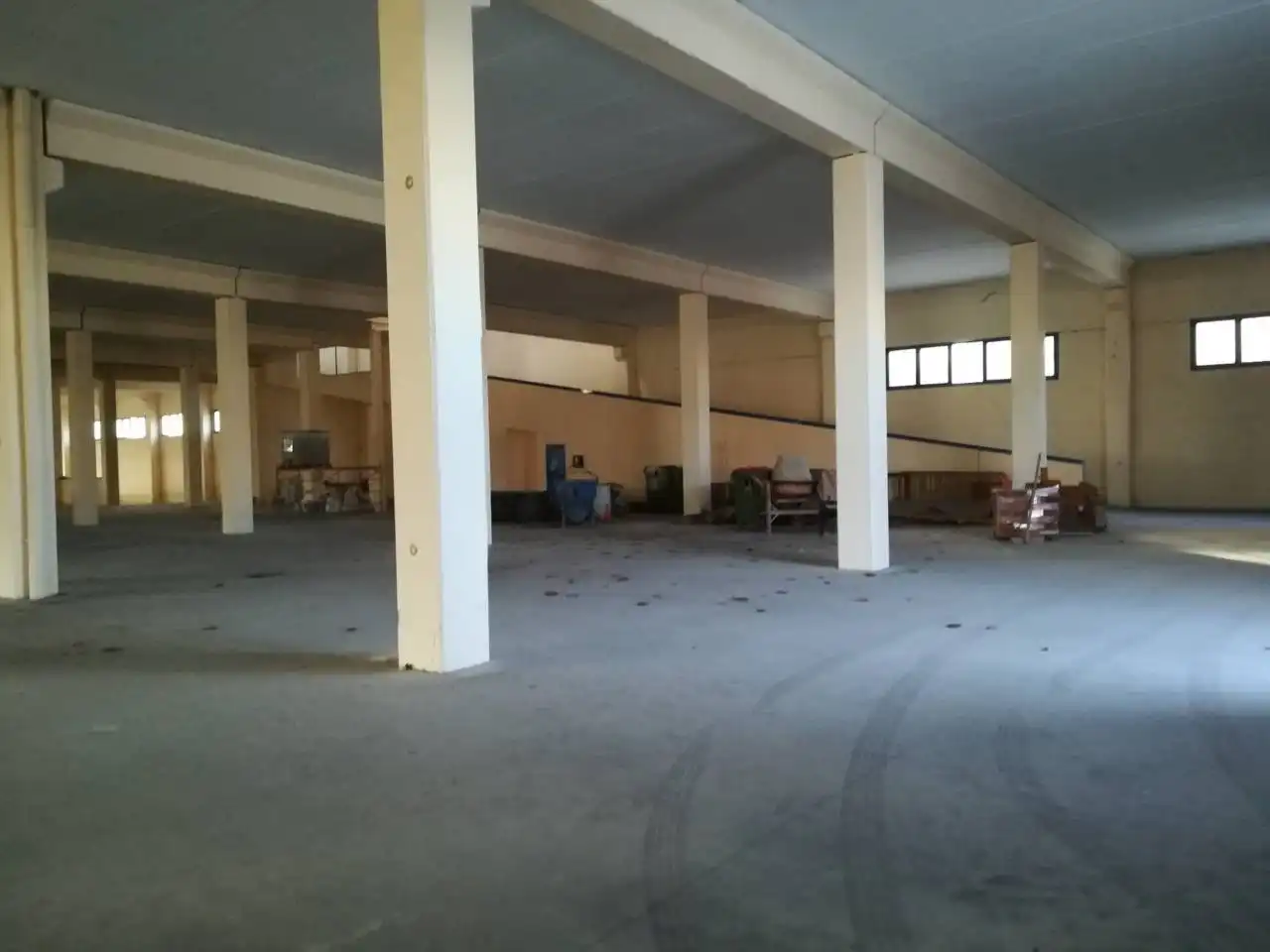 Nau industrial en venda en Leganés