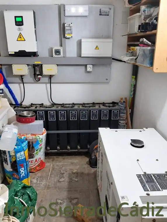 Casa rústica amb piscina en venda a Villamartín, imagen 17