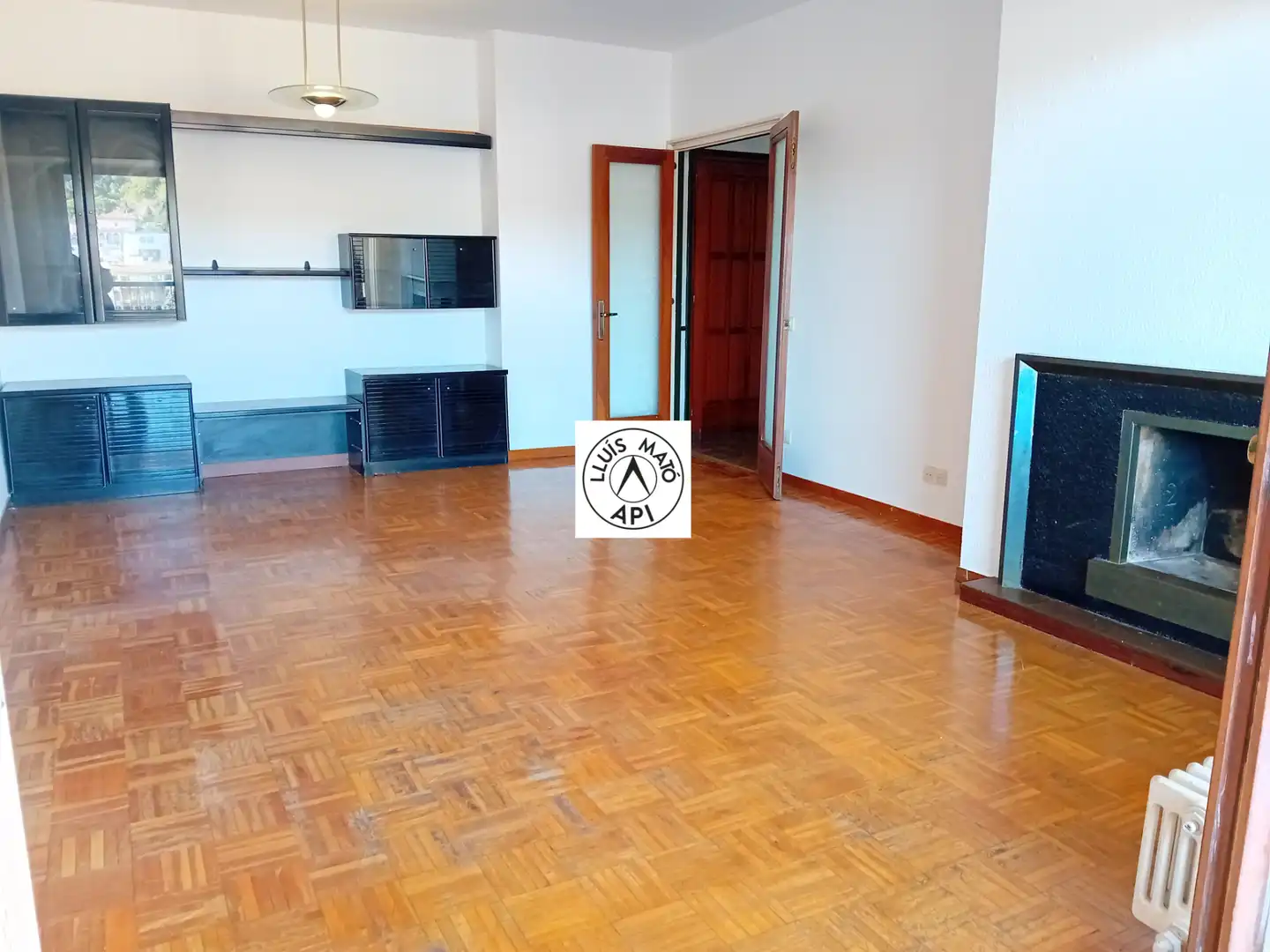 Sala de estar de Piso en venta en Girona con Calefacción, Terraza y Internet