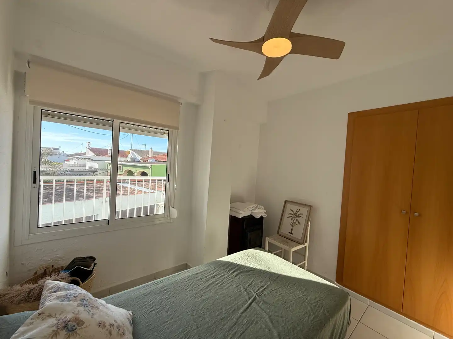 Dormitori de Apartament de lloguer en Dénia amb Calefacció, Terrassa i Traster