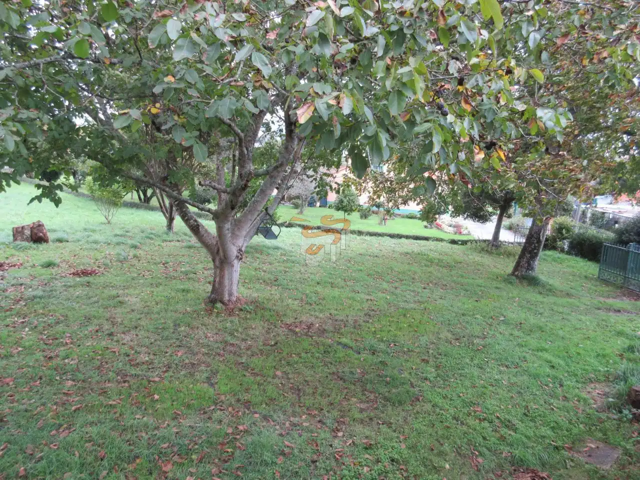 Country house zum Verkauf in Ferrol mit Privatgarten und Möbliert