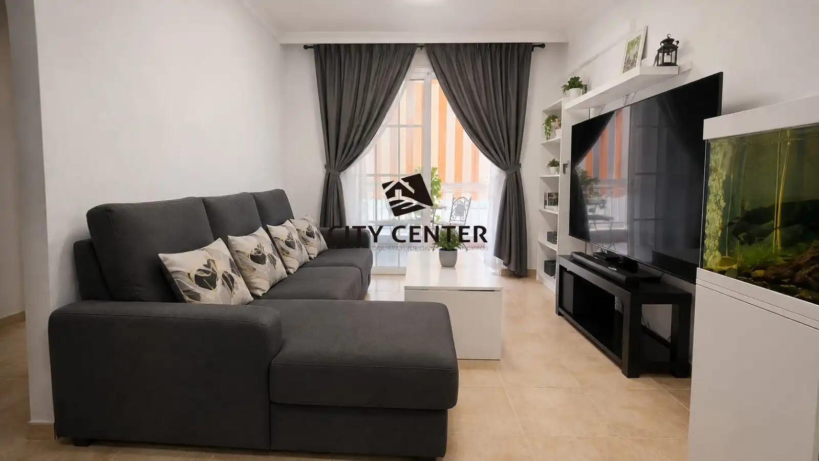 Sala de estar de Apartamento en venta en Arona con Aire acondicionado, Trastero y Amueblado