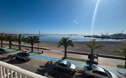 Außenansicht von Wohnung zum verkauf in San Pedro del Pinatar mit Terrasse, Balkon und Alarm