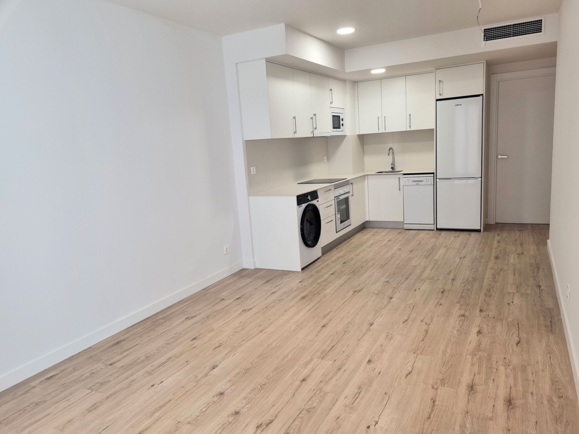 Pis de lloguer a Carrer Baró d'Eroles, Joc de la Bola - Camps d'Esports