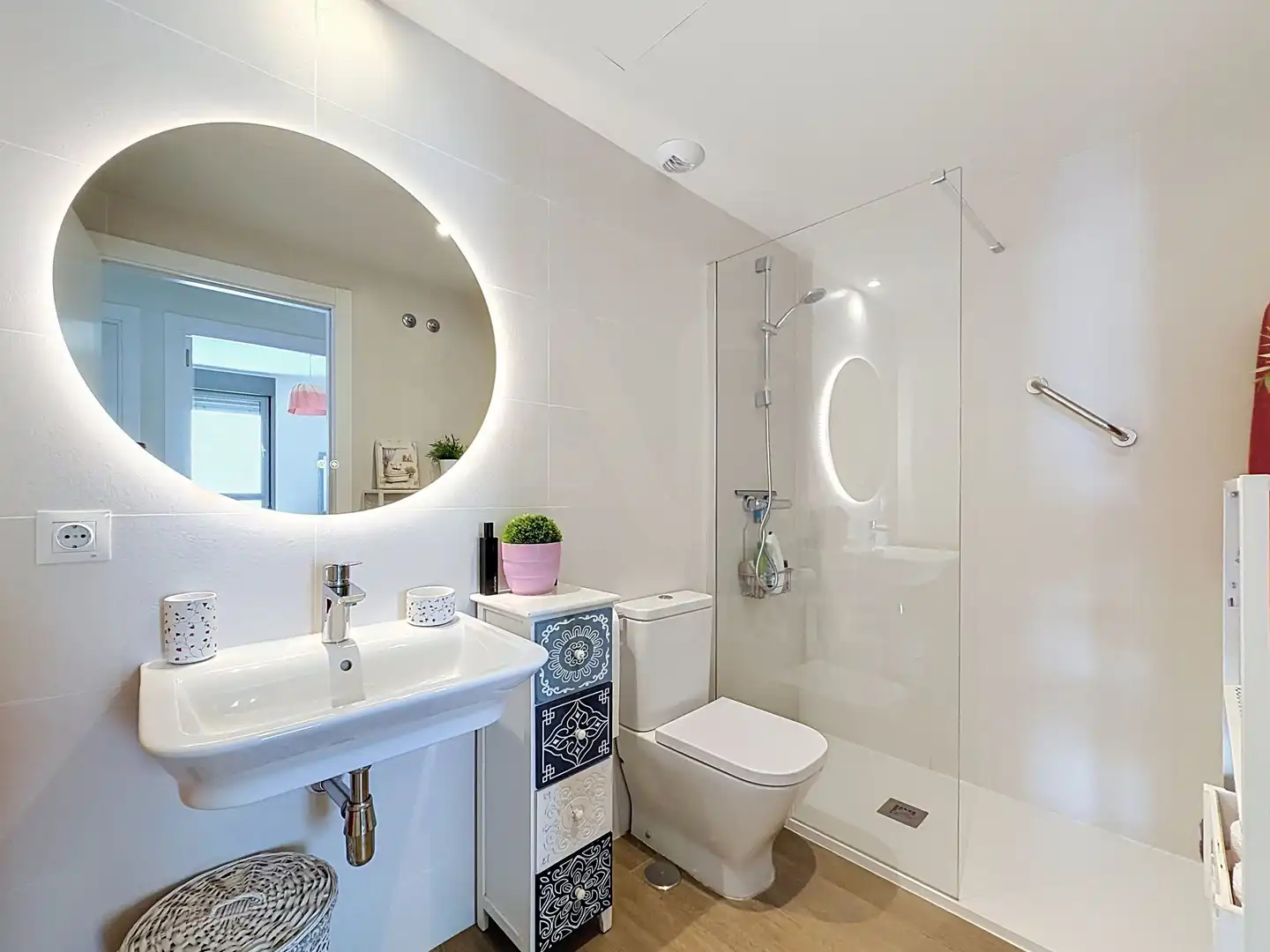 Bathroom of Flat for sale in Dénia  with Air Conditioner, Heating and Swimming Pool