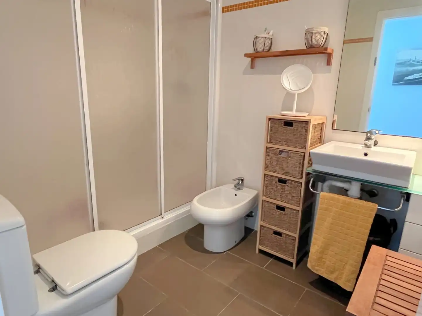 Badezimmer von Wohnungen zum Verkauf in Dénia mit Klimaanlage, Heizung und Privatgarten