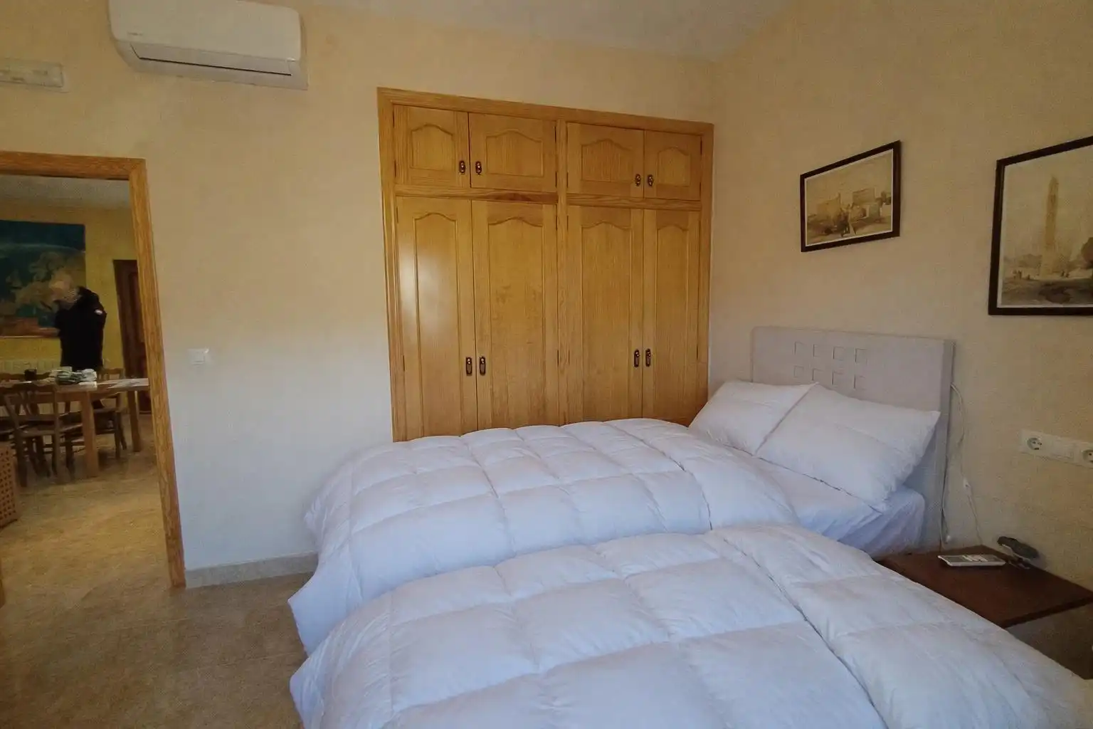 Dormitori de Finca rústica en venda en Relleu amb Aire condicionat, Jardí privat i Terrassa