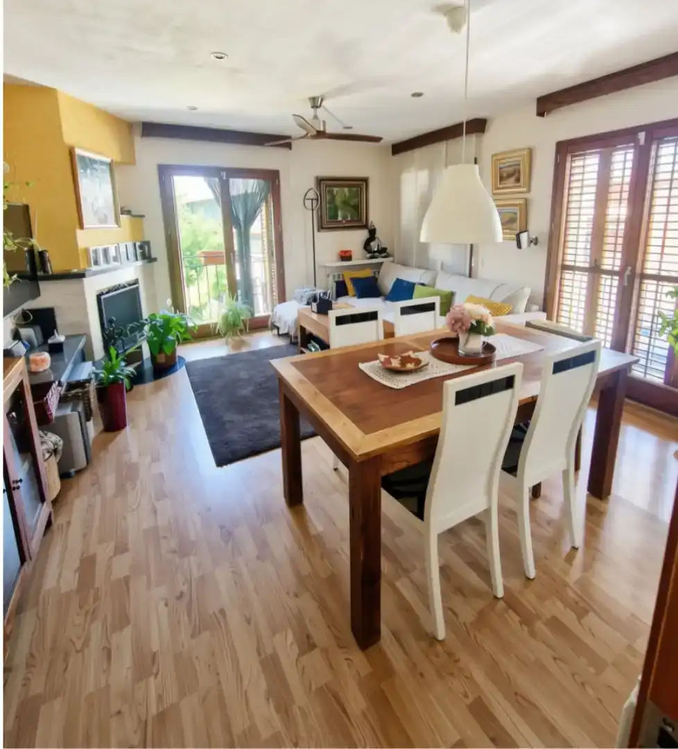 Comedor de Piso en venta en Calldetenes con Parquet