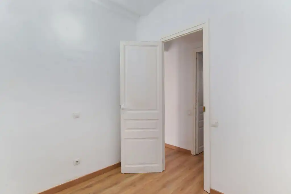 Piso con ascensor en venta en Av Gaudí, imagen 4