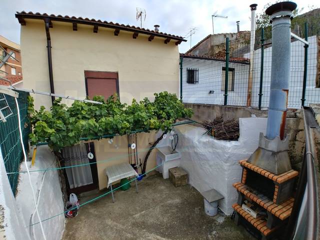 Casa adosada en Venta en N/A en San Asensio