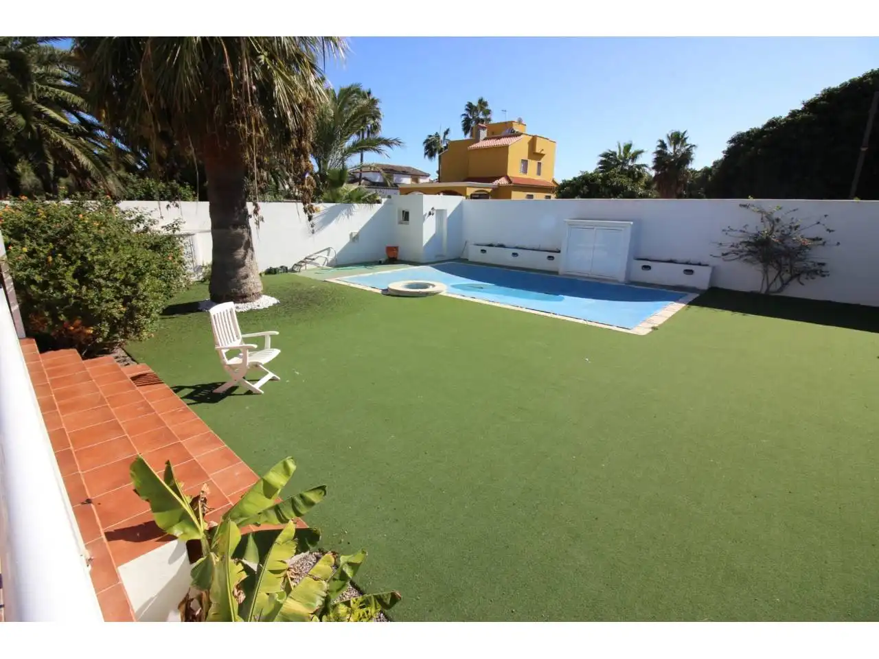 Jardí de Casa o xalet en venda en Roquetas de Mar amb Aire condicionat, Jardí privat i Terrassa