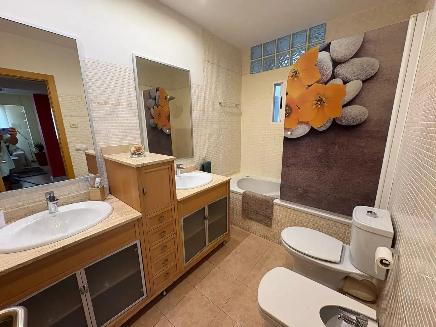 Badezimmer von Wohnung zum Verkauf in Castellón de la Plana / Castelló de la Plana mit Klimaanlage, Heizung und Möbliert