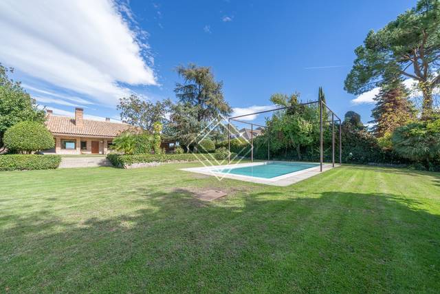 Casa-chalet en Alquiler en La Florida -  El  Plantío