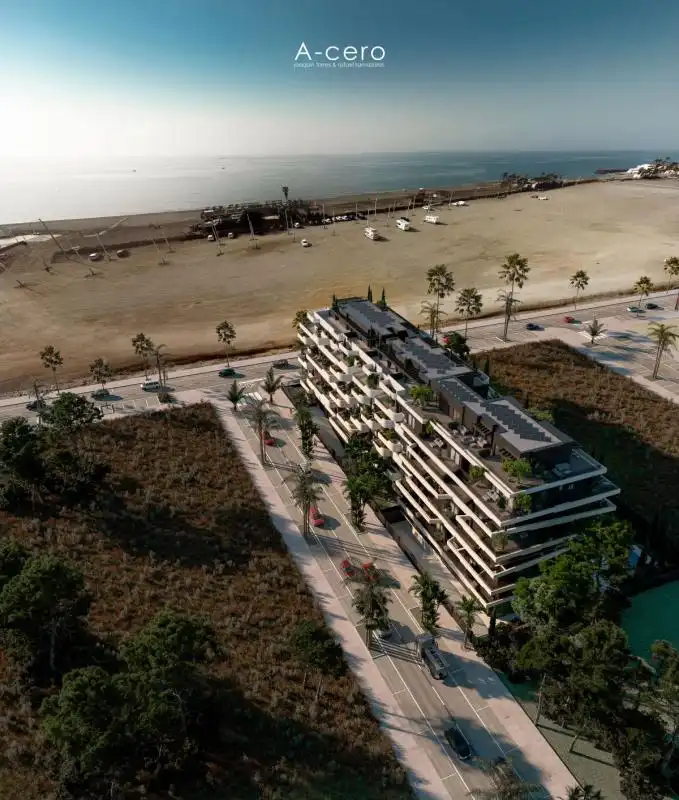Vista exterior de Ático en venta en Vélez-Málaga con Aire acondicionado, Calefacción y Terraza