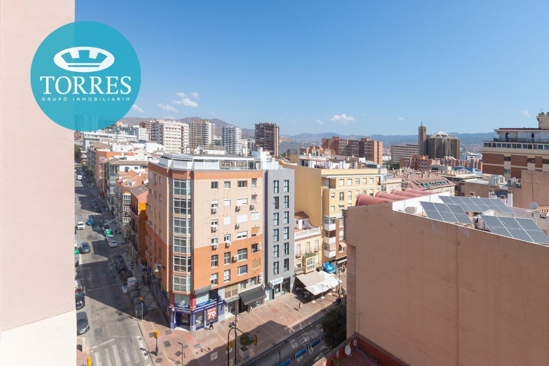 Exterior view of Flat for sale in Málaga Capital  with Air Conditioner and Parquet flooring