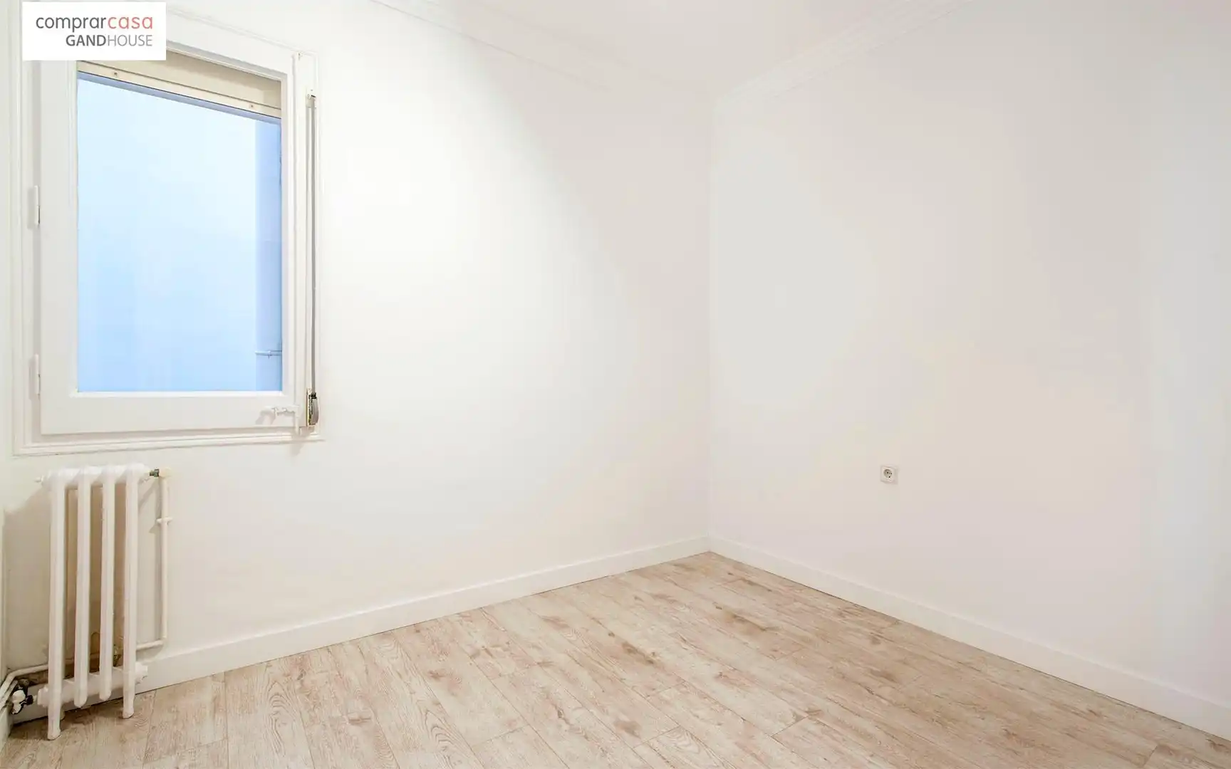 Habitación de Piso en venta en Barcelona con Calefacción y Alarma
