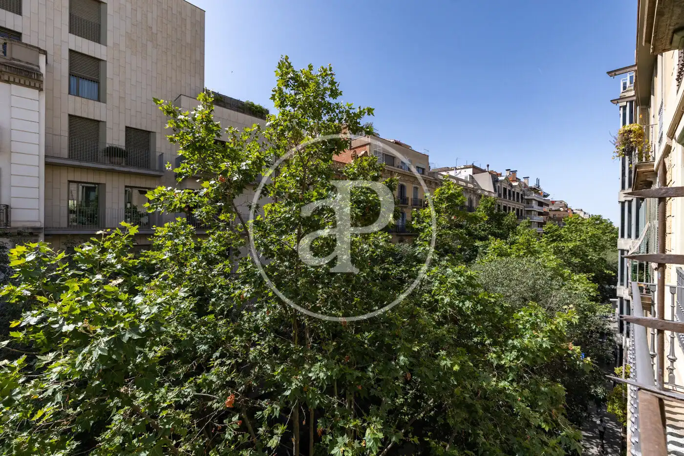 Terrassa de Pis en venda en Barcelona amb Aire condicionat, Calefacció i Balcó